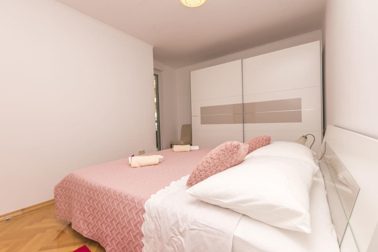 אומיס Apartment Ivanka מראה חיצוני תמונה