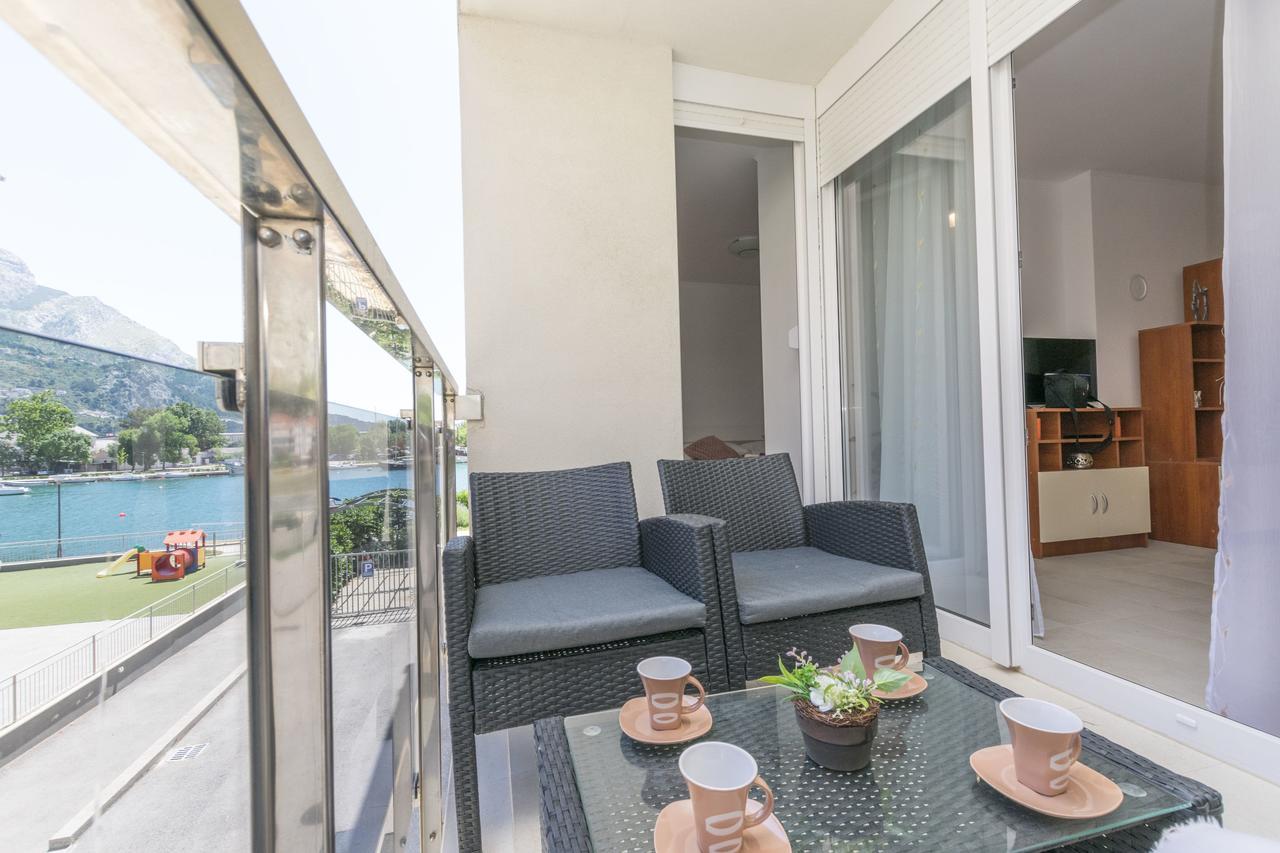 אומיס Apartment Ivanka מראה חיצוני תמונה