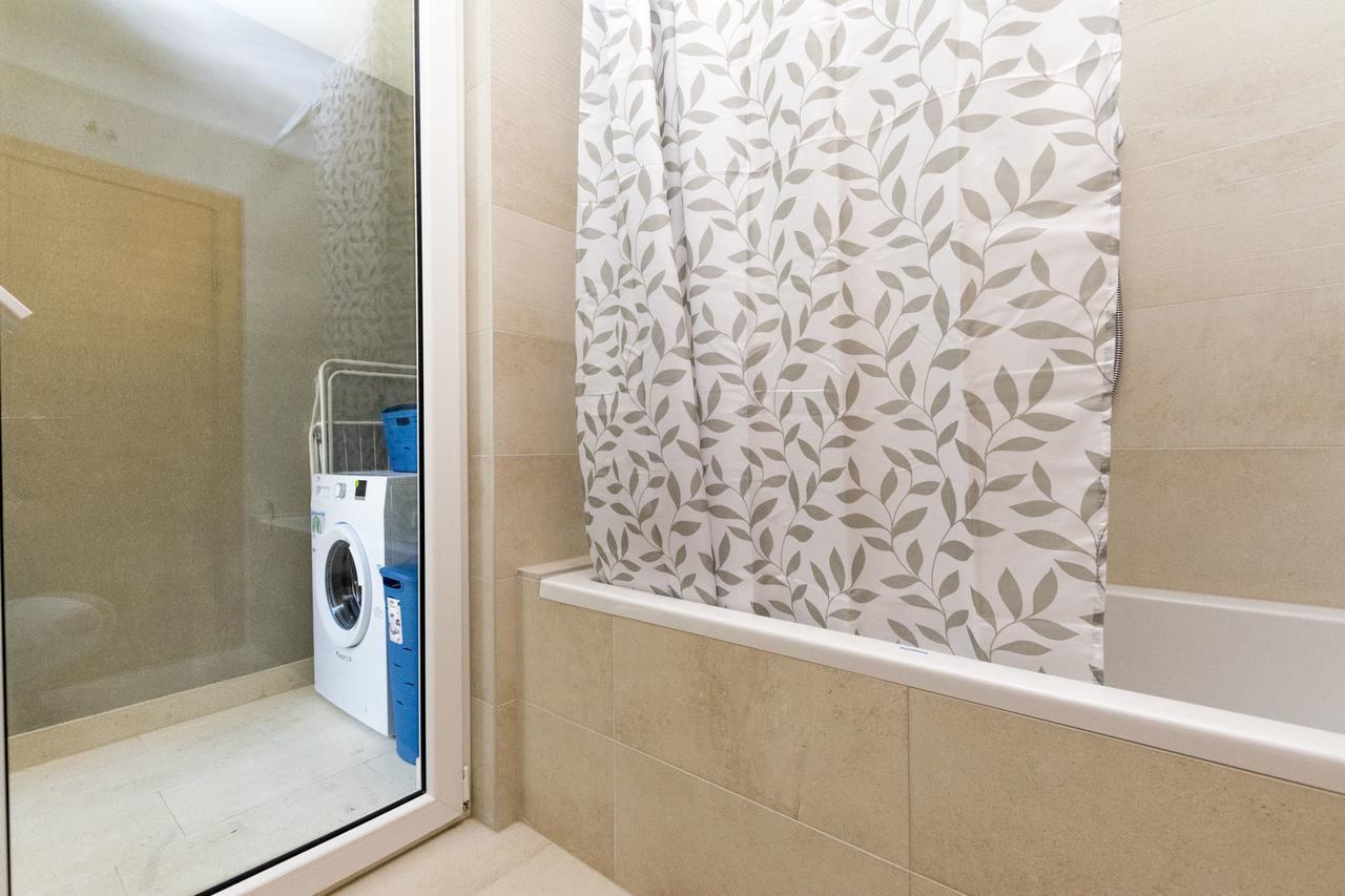 אומיס Apartment Ivanka מראה חיצוני תמונה