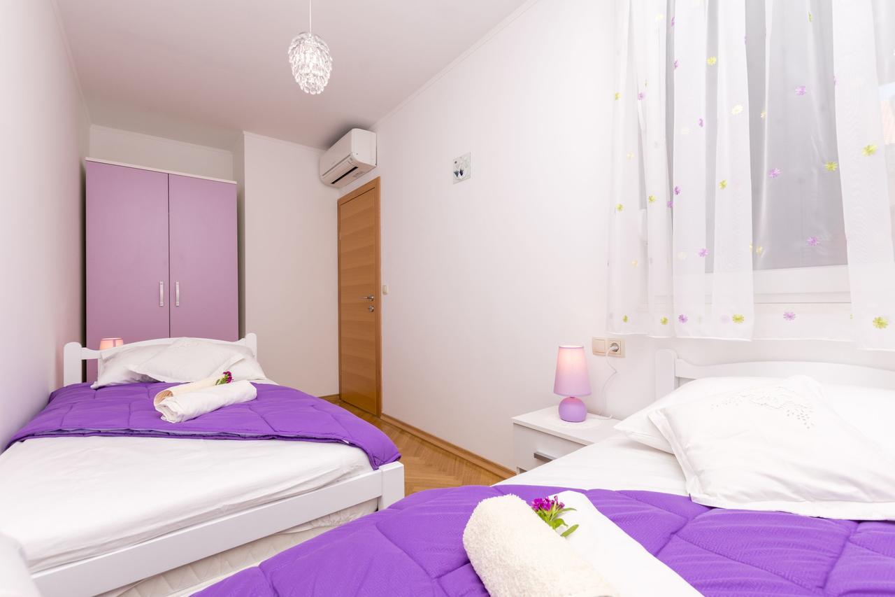 אומיס Apartment Ivanka מראה חיצוני תמונה